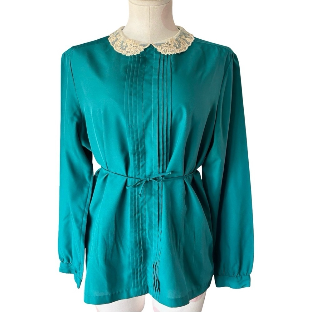 Vintage 80s  Teal Blouse with Lace Collar and ribbon belt - granny core - M/L